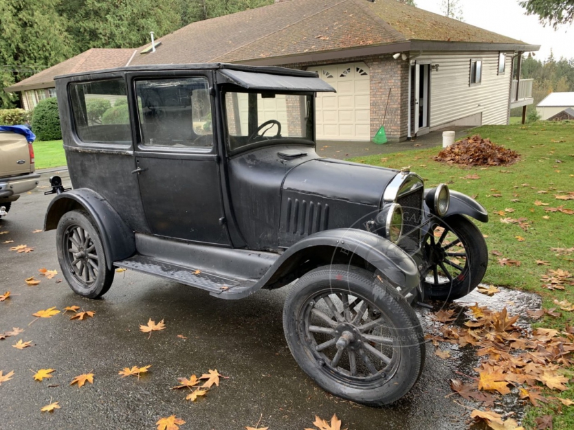 Veterán Ford T Tudor Sedan 1925